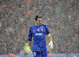 【开云官网】河南进攻三组火力全开包办四球！迅速反弹显威，中超最强三叉戟之争再添悬念