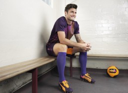 开云官网-曼联锁定阿贾克斯17岁中场乔西-莫基奥，新星或成红魔未来核心