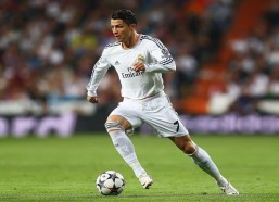 【开云娱乐】金玟哉计划21日飞赴中国报到 冬季转会欧洲前景黯淡